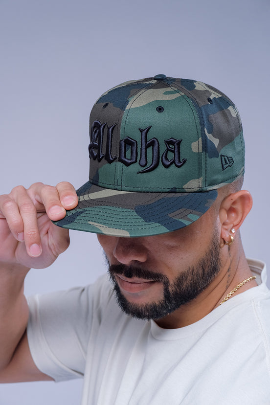 New Era ® Aloha Blackletter Poly Snapback