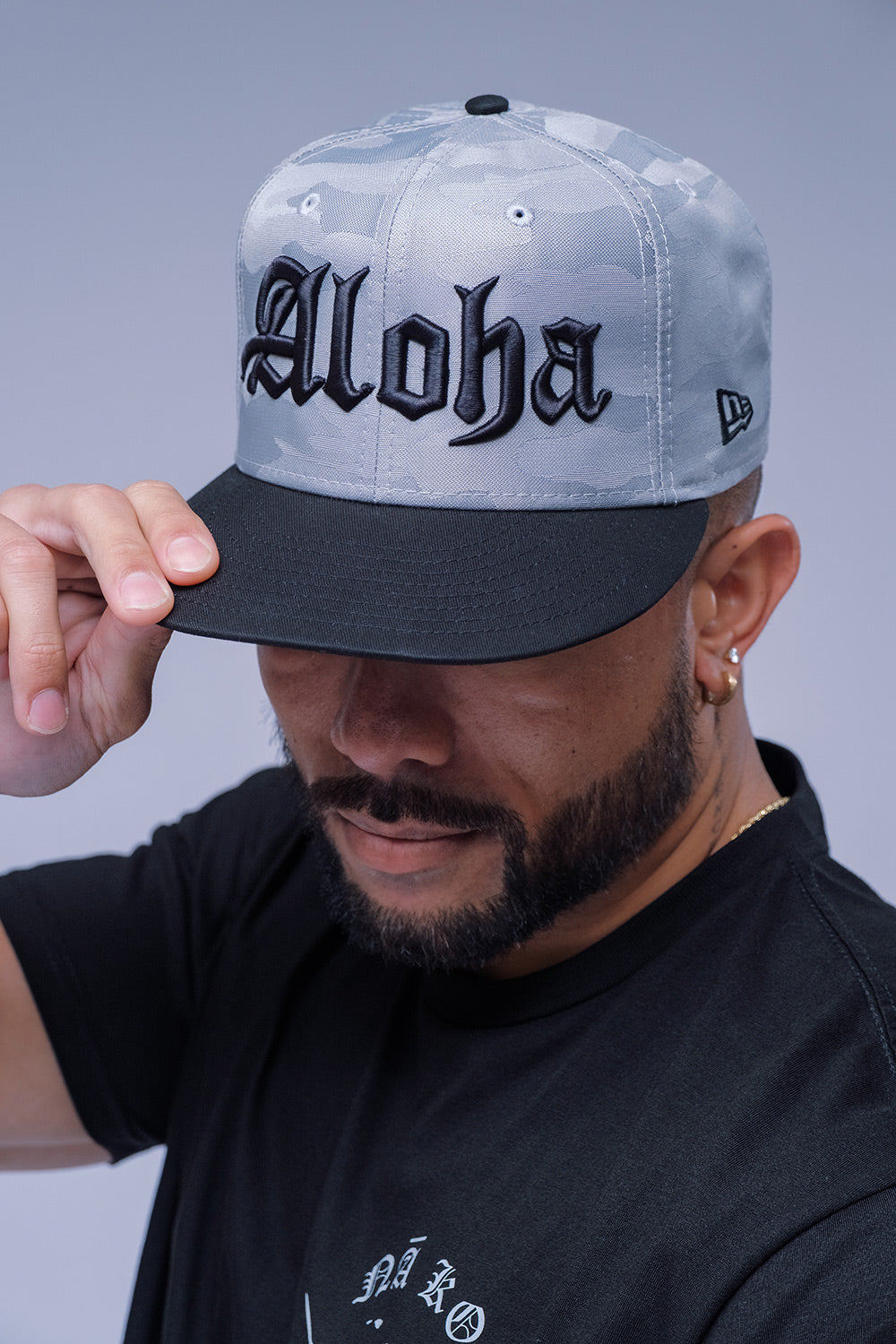 New Era ® Aloha Blackletter Poly Snapback