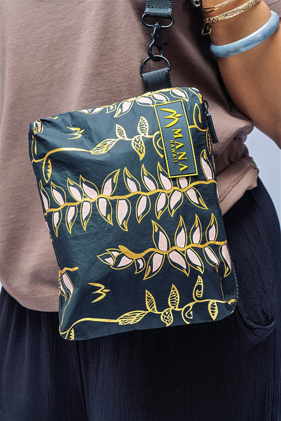 Mana Heliconia Pouch