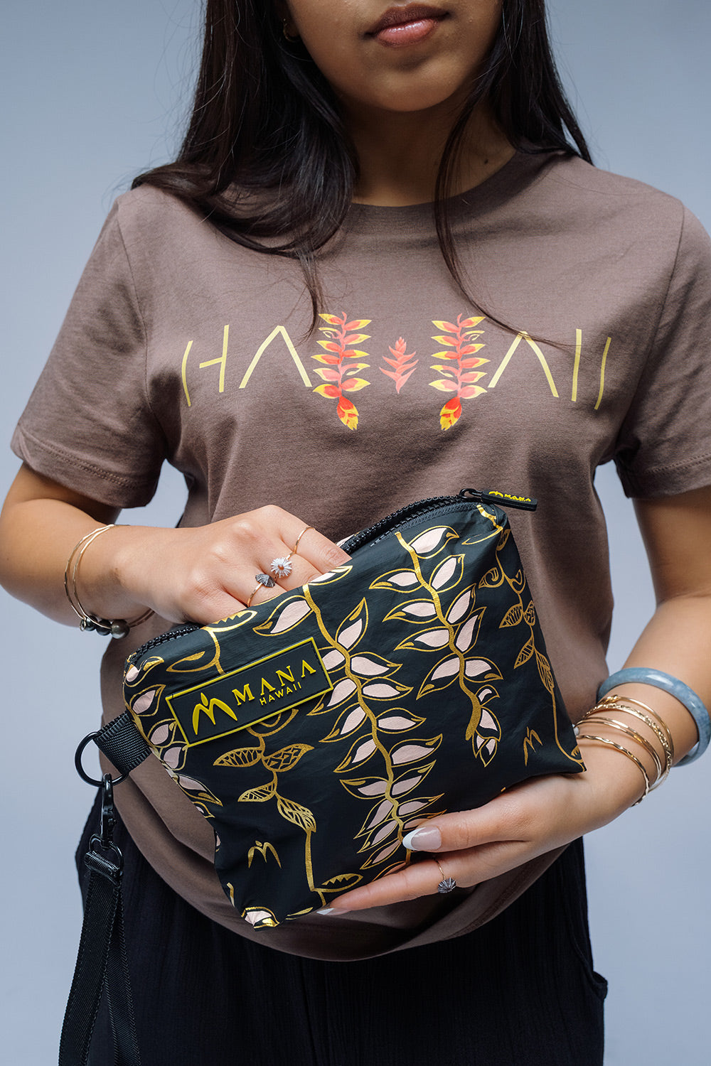 Mana Heliconia Pouch