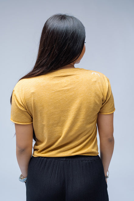 Hibiscus Lei Crop Tee