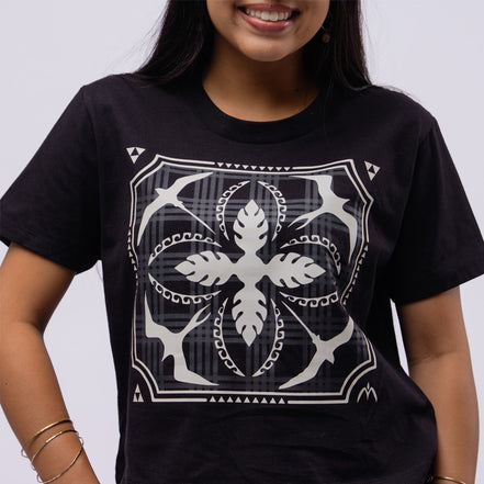 Iwa Quilt Palaka Crop Tee